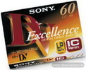  Sony-Hi8-60-Excellence, Super8 und 16mm Filmdose